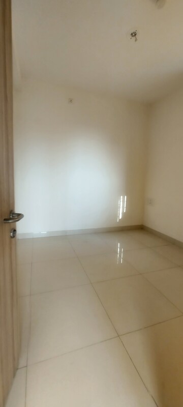Furnished Amenities in 2.5 BHK Apartment at Nanded Kalashree, State Bank Nagar – for Sale