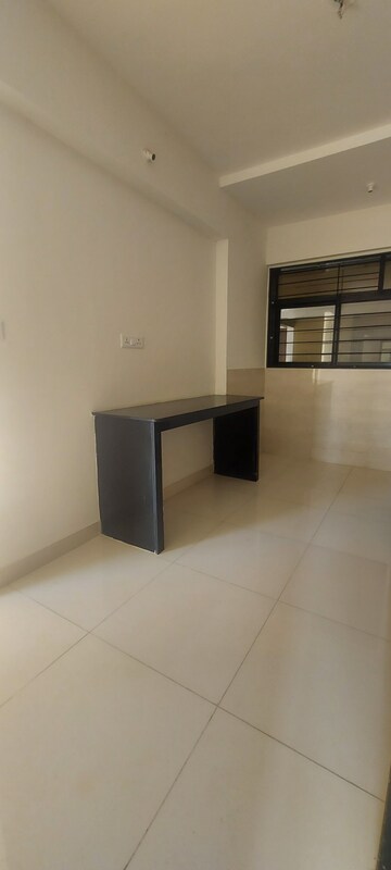 Room in 2.5 BHK Apartment at Nanded Kalashree, State Bank Nagar – for Sale