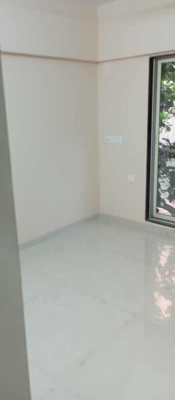 Room in 1 BHK Apartment at Sahajanand Athena, Goregaon West – for Rent