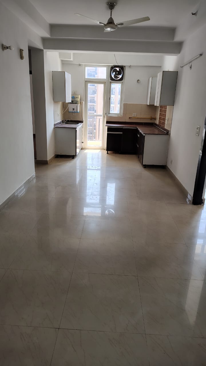 3 BHK 1325 Sq.Ft. Apartment in Amrapali Zodiac