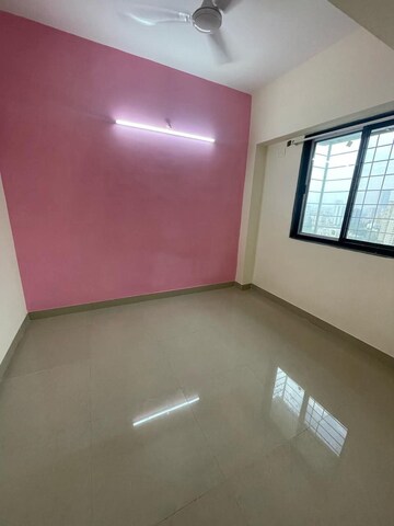 Room in 1 BHK Apartment at Goregaon West – for Rent