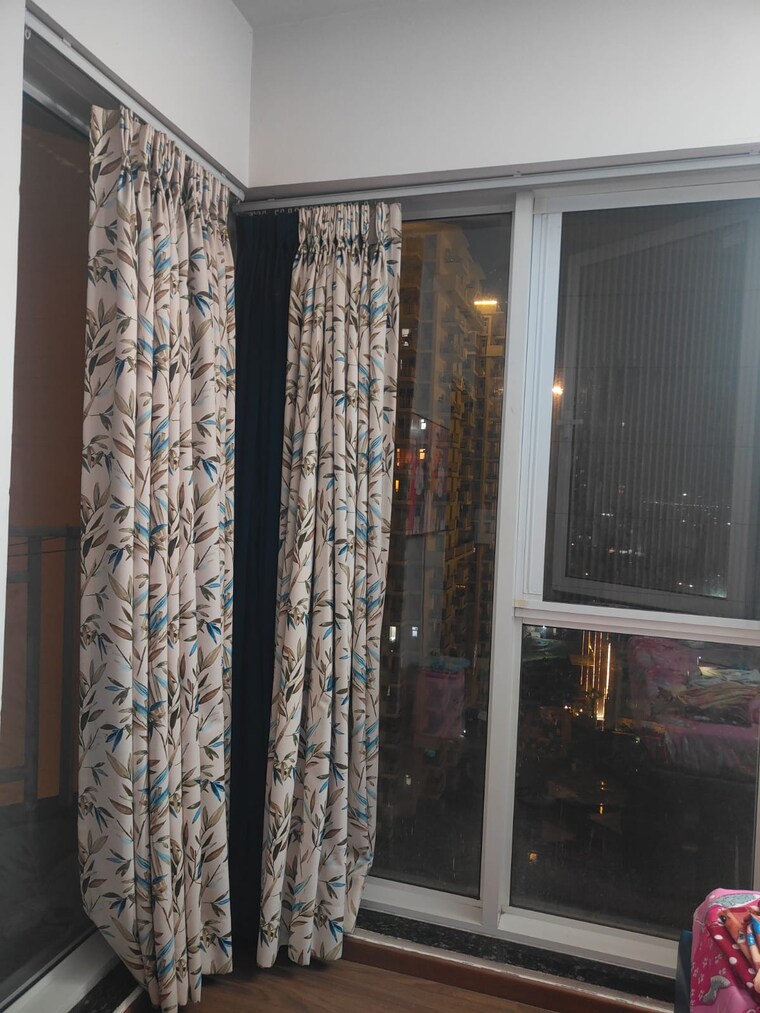 Bedroom, microtek-greenburg 3 Bedroom 1895 Sq.Ft. Apartment In Sector 86 Gurgaon 8405900