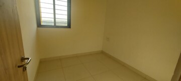 Room in 2.5 BHK Apartment at Nanded Kalashree, State Bank Nagar – for Sale