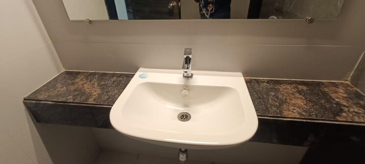 Bathroom, dosti-desire 3 Bedroom 910 Sq.Ft. Apartment In Brahmand Thane 8406192