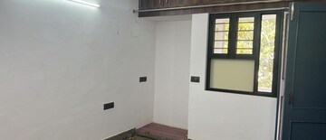 Room in 2.5 BHK Builder Floor at Beta I Greater Noida – for Sale
