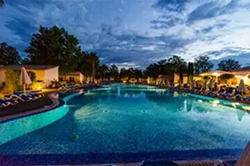 Swimming Pool in 2 BHK Apartment at Juhi Empressa, Sanpada – for Sale