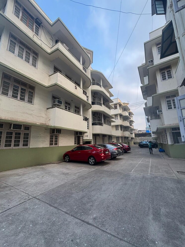 Exterior View, grant road 3 Bedroom 1000 Sq.Ft. Apartment In Grant Road Mumbai 8406121