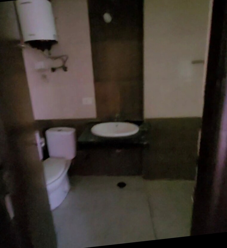 Bathroom, nimbus-the-hyde-park 3 Bedroom 1320 Sq.Ft. Apartment In Sector 78 Noida 8406276