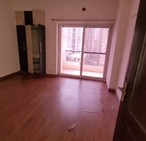 Room in 3 BHK Apartment at Nimbus The Hyde park, Sector 78 – for Sale