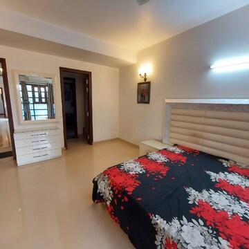 Bedroom in 6+ BHK Independent House at Eros Rosewood City, Rosewood City – for Sale