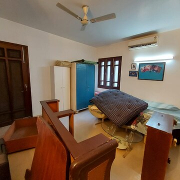 Team Area in 6+ BHK Independent House at Eros Rosewood City, Rosewood City – for Sale