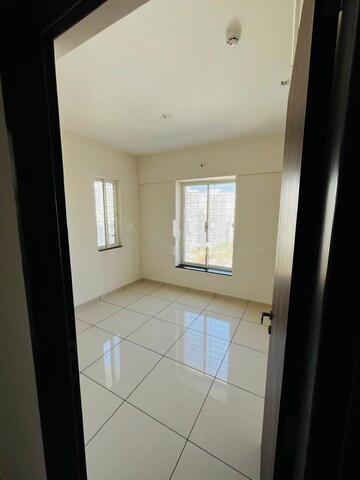 2 BHK Apartment For Rent in VJ YashOne Infinitee, Tathawade