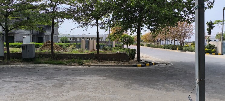 Exterior View, bptp-amstoria-plot  250 Sq.Yd. Plot In Sector 102 Gurgaon 8406304