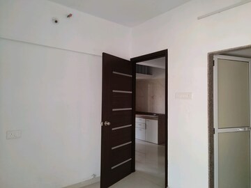 Room in 1 BHK Apartment at JP North Alexa, Mira Road – for Rent