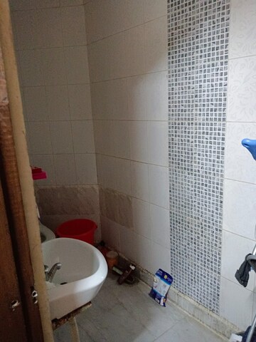 Bathroom in Studio Builder Floor at Lajpat Nagar 4 – for Rent