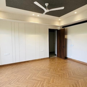 Bedroom in 4 BHK Builder Floor at Central Park Flower Valley, Sohna Sector 33 – for Sale