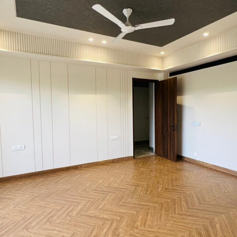 Bedroom, central-park-flower-valley 4 Bedroom 2700 Sq.Ft. Builder Floor In Sohna Sector 33 Gurgaon 8406410