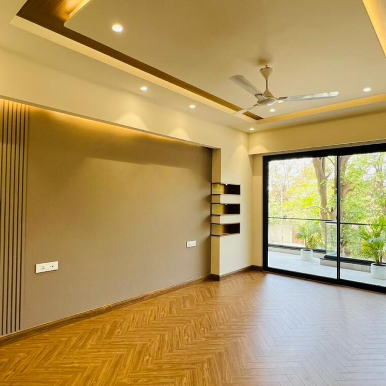 Room, central-park-flower-valley 4 Bedroom 2700 Sq.Ft. Builder Floor In Sohna Sector 33 Gurgaon 8406410