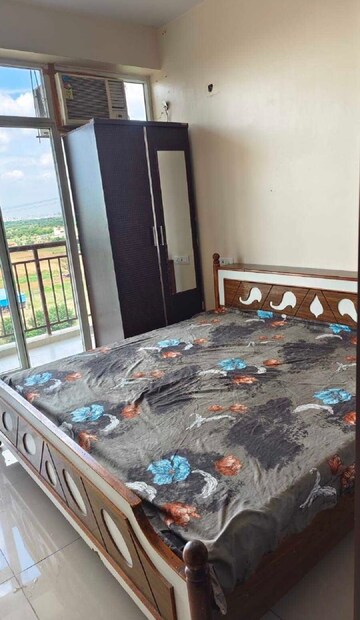 Bedroom in 1 BHK Apartment at Signature Global Proxima, Sector 89 – for Rent