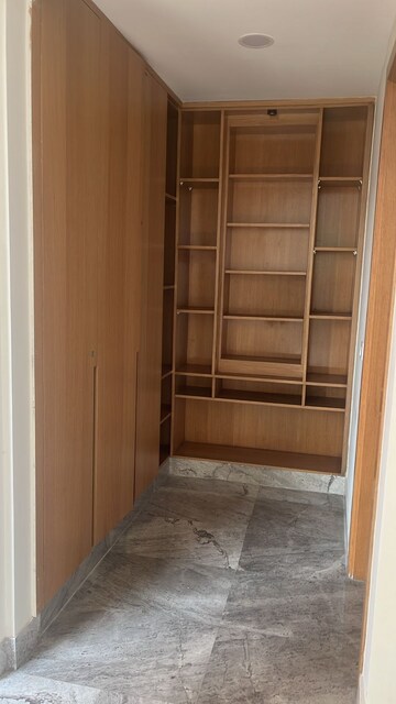 Room in 3 BHK Builder Floor at Green Park – for Rent