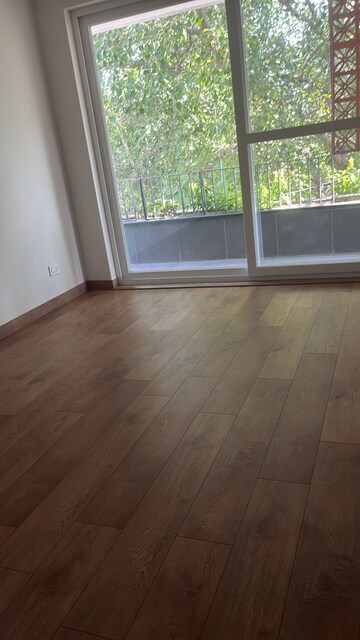 Balcony in 3 BHK Builder Floor at Green Park – for Rent