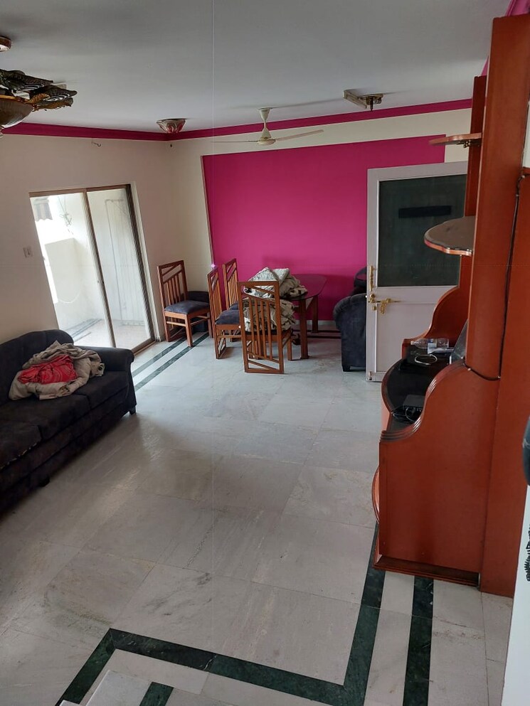 Team Area, gera-riverside 2 Bedroom 1050 Sq.Ft. Apartment In Koregaon Park Pune 8406462