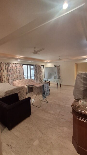 Living Room in 3 BHK Apartment at Satguru Dhrishti, Khar West – for Rent