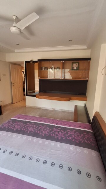 Bedroom in 3 BHK Apartment at Satguru Dhrishti, Khar West – for Rent