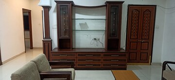 Furnished Amenities in 3 BHK Apartment at Kondapur – for Rent