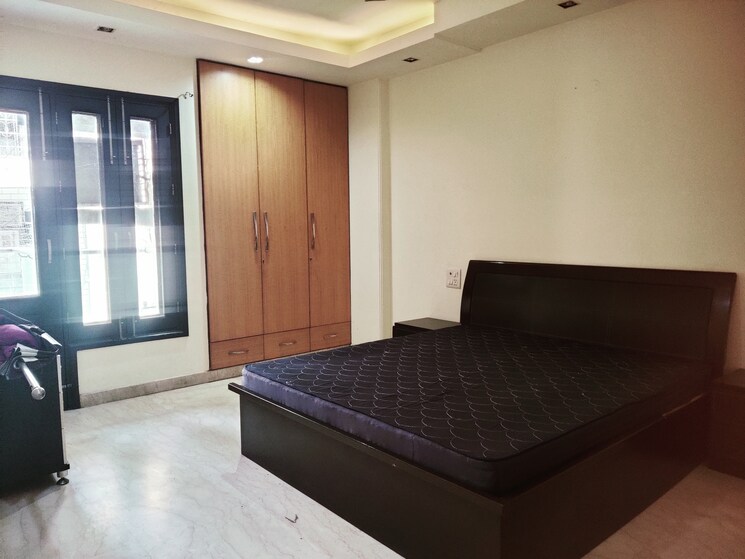 Bedroom, greater kailash ii 4 Bedroom 300 Sq.Yd. Builder Floor In Greater Kailash ii Delhi 8406786