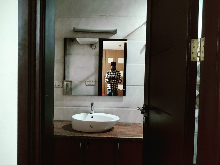 Bathroom, greater kailash ii 4 Bedroom 300 Sq.Yd. Builder Floor In Greater Kailash ii Delhi 8406786