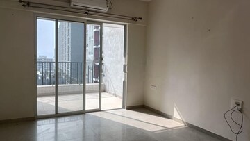 Room in 3 BHK Apartment at Godrej Elements, Hinjewadi – for Rent