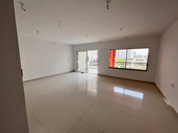 Room in 3 BHK Apartment at Godrej Elements, Hinjewadi – for Rent