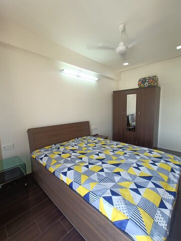 Bedroom in 3 BHK Apartment at Makarba – for Rent