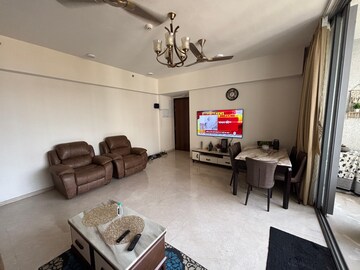 Master Bedroom in 2 BHK Apartment at Piramal Vaikunth, Balkum Pada – for Rent