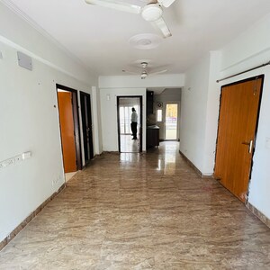 Room in 2 BHK Apartment at Amrapali Centurian Park, Amrapali Dream Valley – for Sale