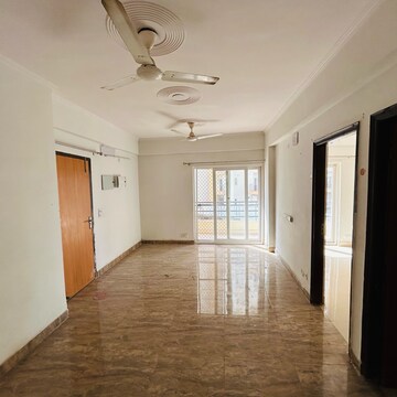 2 BHK Apartment For Sale in Amrapali Centurian Park, Amrapali Dream Valley