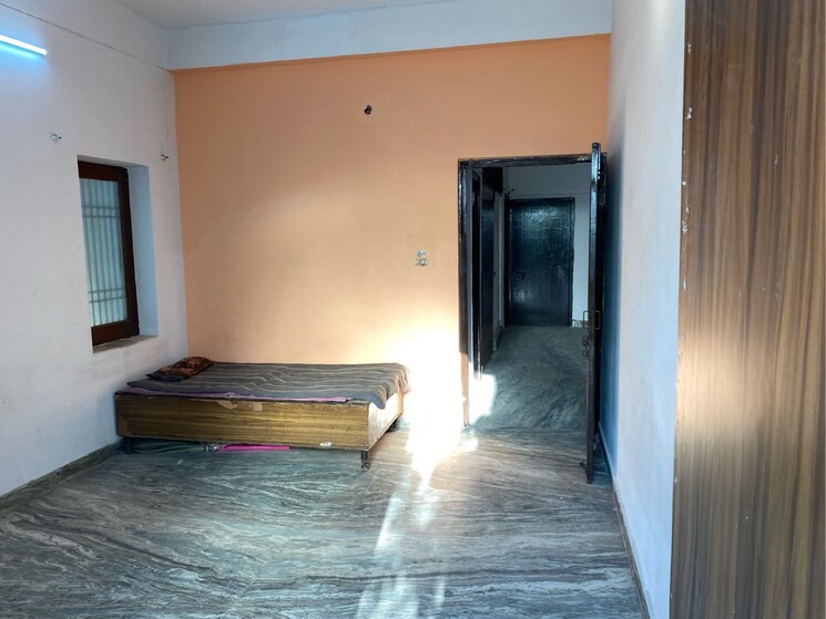 Bedroom, lawyers colony 3 Bedroom 2000 Sq.Ft. Builder Floor In Lawyers Colony Agra 8406790