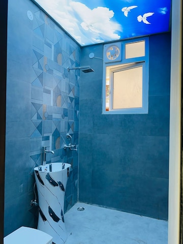 Bathroom in 3 BHK Apartment at RWA Gyan Khand 3, Indrapuram – for Sale
