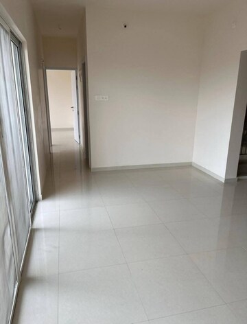 Room in 2 BHK Apartment at Godrej Rejuve, Mundhwa – for Rent