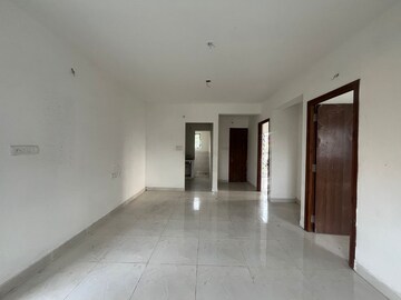 Room in 2 BHK Builder Floor at Kolathur – for Sale