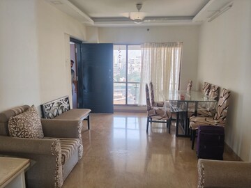 2 BHK Apartment For Rent in Khar West