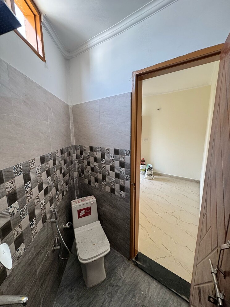 Master Bedroom, sahastradhara road 1 Bedroom 600 Sq.Ft. Builder Floor In Sahastradhara Road Dehradun 8407009