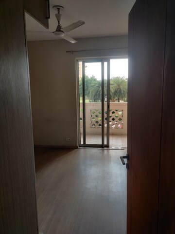 Room in 2 BHK Apartment at DLF New Town Heights III, Sector 91 – for Rent
