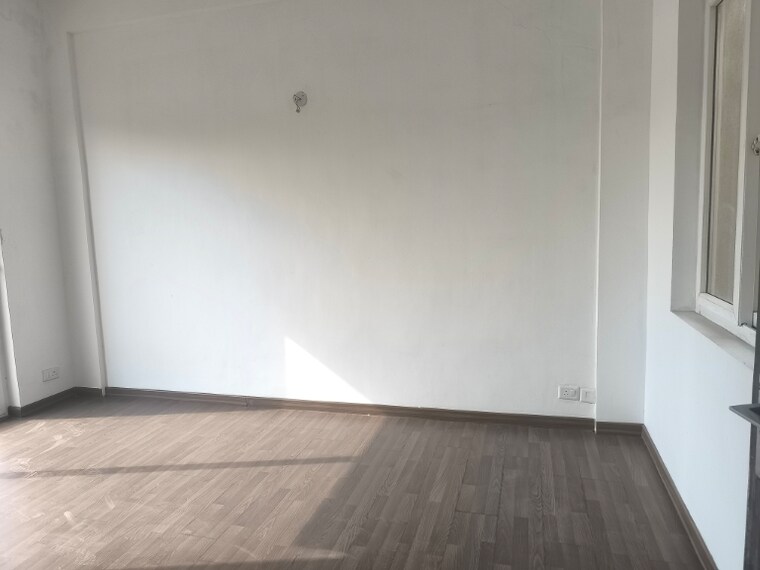 Room, bptp-district-phase-2 5 Bedroom 3000 Sq.Ft. Villa In Sector 84 Faridabad 8407119