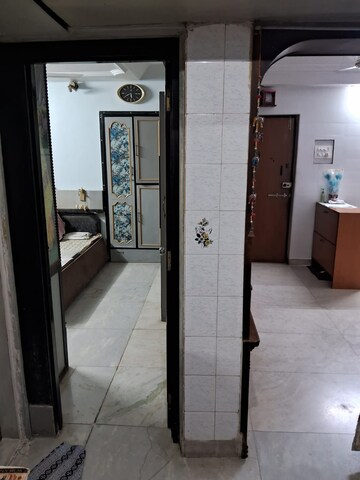 Building Lobby in 3 BHK Apartment at Evershine Tower, Kandivali East – for Sale