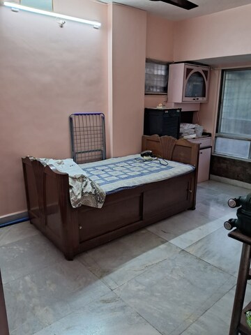 Bedroom in 3 BHK Apartment at Evershine Tower, Kandivali East – for Sale