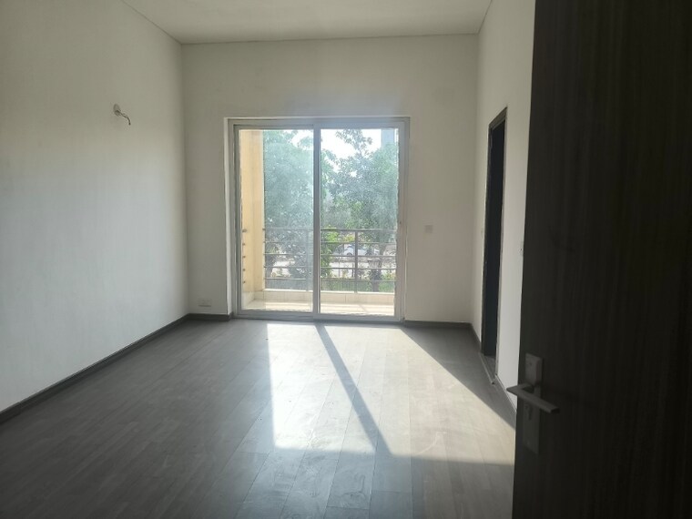 Room, bptp-district-phase-2 5 Bedroom 3000 Sq.Ft. Villa In Sector 84 Faridabad 8407119