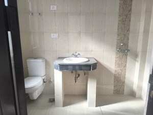 Bathroom in 5 BHK Villa at BPTP District Phase 2, Sector 84 – for Sale