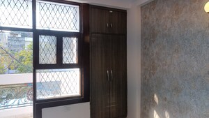 Room in 2 BHK Builder Floor at Vaishali Sector 5 – for Sale